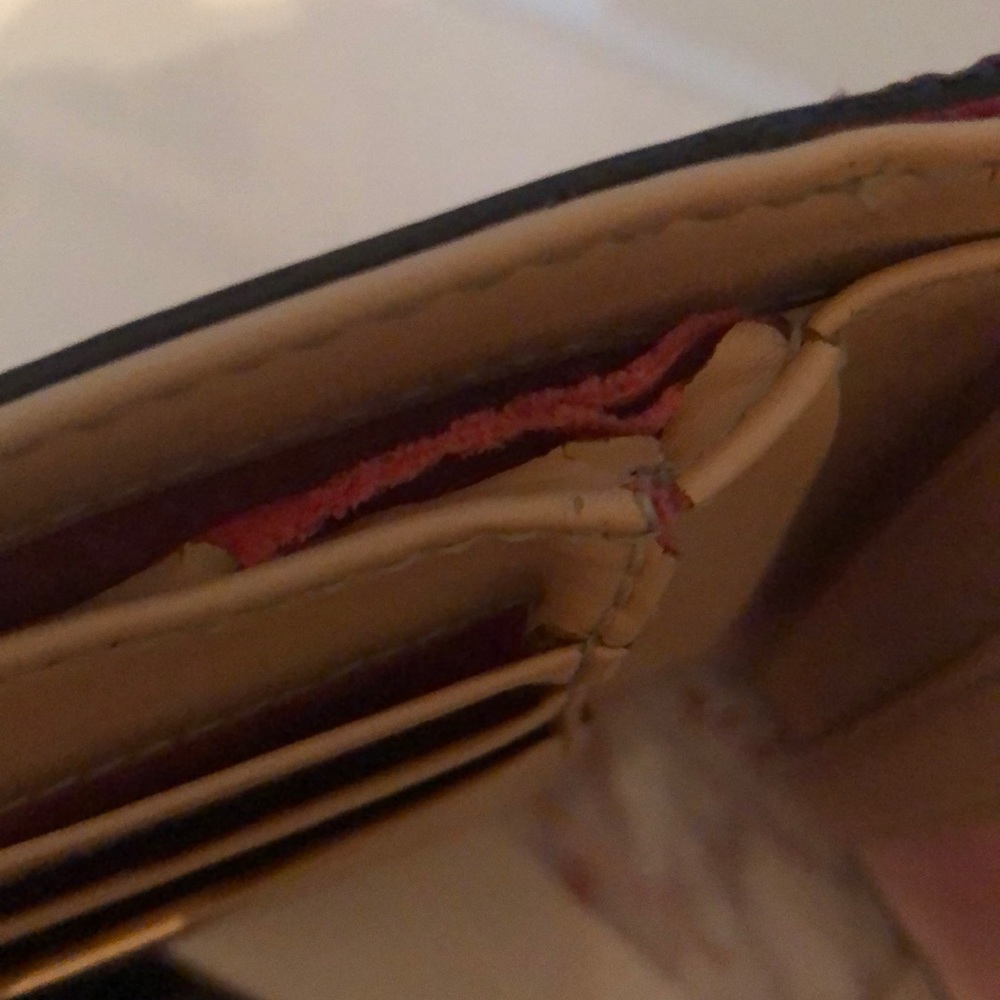 Kate Spade Wallet - Picture 4 of 6